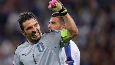 Italia, Buffon: «Uniti e affiatati, possiamo vincere solo così»