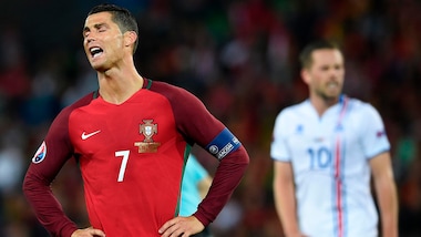 Euro 2016, Ronaldo non la prende bene: «Islanda, cosa festeggi?»