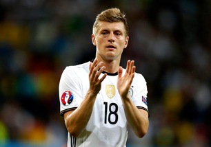 Calciomercato Juventus, Kroos jr attacca: «Mio fratello vale molto più di Pogba»