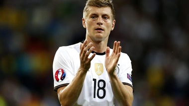 Calciomercato Juventus, Kroos jr attacca: «Mio fratello vale molto più di Pogba»