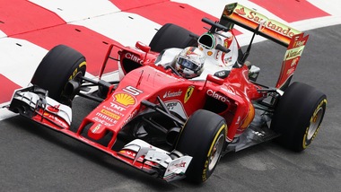 F1 Ferrari, Vettel: «Non abbiamo il passo gara»