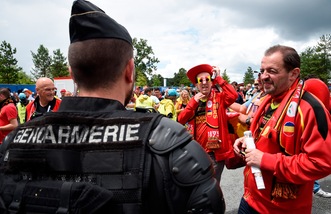 Euro 2016: pacco sospetto, panico a Bordeaux