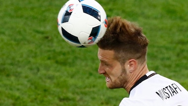 Calciomercato Juventus, per Mustafi ora si tratta