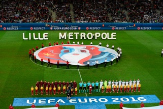 Euro 2016, manca l'erba? A Lille vernice verde sul terreno di gioco