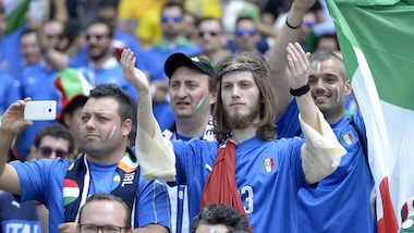 Euro 2016, raccontaci Italia-Spagna con un #selfieazzurro