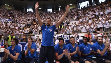 Belinelli: "Charlotte? Felice per il trasferimento"