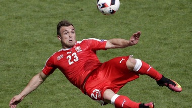 Euro 2016, Svizzera-Polonia: Shaqiri pazzesco, che gol in rovesciata!