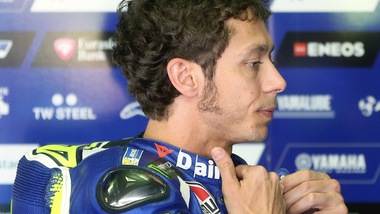 MotoGp Assen, Valentino Rossi: «In curva troppo forte, ho sbagliato io»