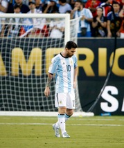 Coppa America, in finale Argentina ko 4-2 ai rigori, Trionfa il Cile. Messi: «Addio alla nazionale»