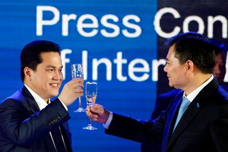 Inter ufficiale al Suning, Zhang Jindong: «Vogliamo scudetto e Europa League»