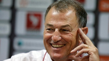 Euro 2016, De Biasi: «Io sulla panchina dell'Inghilterra? Me lo auguro»