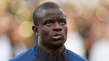 Calciomercato Juventus, assalto a Kanté. Duello con il Real Madrid
