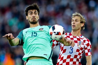 Calciomercato Juventus, avanti su André Gomes ma se c'è lo sconto