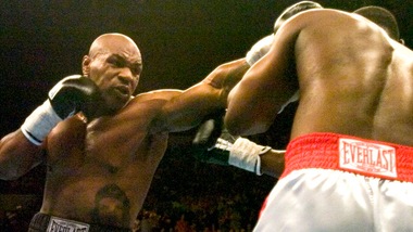 I 50 anni di Tyson: un mito della boxe tra successi e scandali