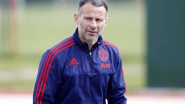 Calciomercato United: «Via Giggs. Mourinho lo rimpiazza con Rui Faria»