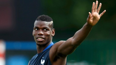 Calciomercato Juventus, il padre di Pogba: «Real Madrid? Interessante, ma decide Paul dove giocare»