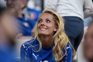 Germania-Italia, le wags azzurre scendono in campo a Bordeaux