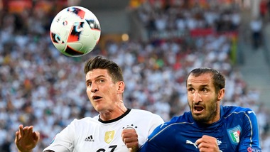 Calciomercato Juventus, Wolfsburg: ciao Zaza. Ufficiale Mario Gomez