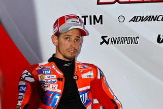 MotoGp, Stoner: «Non penso alla Wild Card, ma solo ai test»