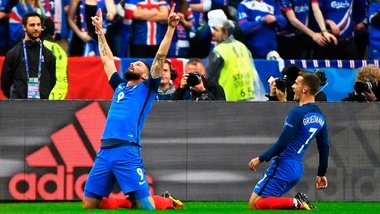 Euro 2016, Francia-Islanda 5-2: Bleus in semifinale, Pogba-gol!