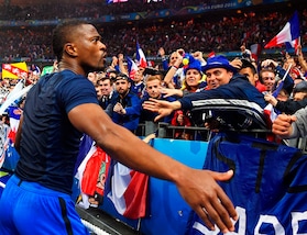 Evra: «Mi spiace per l'Italia. Orgoglioso di giocare con i compagni della Juve»