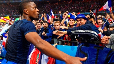 Evra: «Mi spiace per l'Italia. Orgoglioso di giocare con i compagni della Juve»