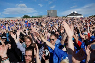 Islanda, festa a Reykjavik per il ritorno della nazionale