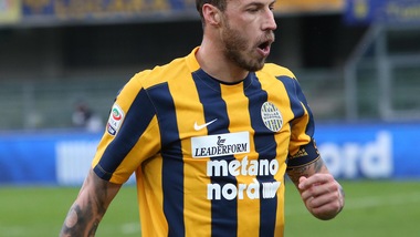 Calciomercato Bari, dal Verona arriva Moras