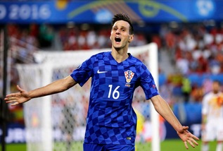 Calciomercato Fiorentina, l'agente di Kalinic: «Piace al Leicester»