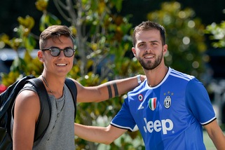 Juventus, si riparte: Pjanic e Dybala a Vinovo