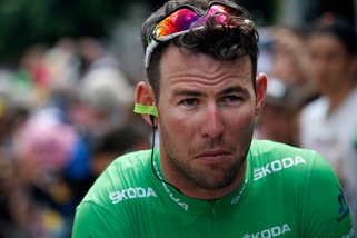 Tour de France, Cavendish fa tripletta: vince anche la sesta tappa