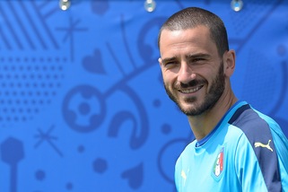 Calciomercato Juventus, Guardiola non molla: follia per Bonucci