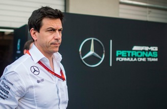 F1, Wolff: «Piloti sanno che ora c'è cartellino rosso»