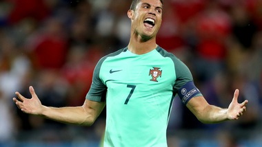 Euro 2016, Pogba senti Ronaldo: «Pronto a scrivere la storia»