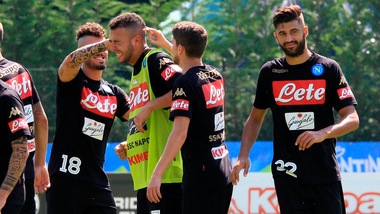 Napoli, El Kaddouri sbaglia: scatta la "penitenza"