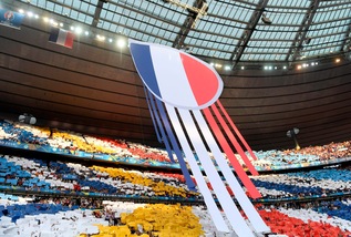 Portogallo-Francia, che spettacolo la cerimonia di chiusura!