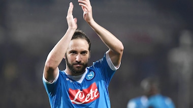 Calciomercato Juventus, assalto a Higuain: caccia al grande bomber