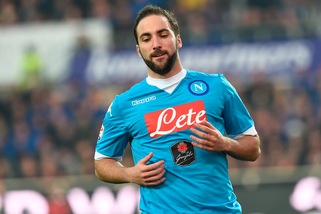 Juve-Higuain, affare a un passo per i bookmaker