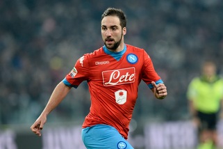 Calciomercato, blitz Juventus per Higuain: lo vuole subito!