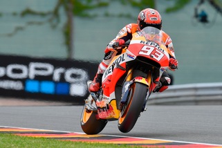 MotoGp Sachsenring: Marquez più veloce, Rossi quarto