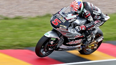 Moto2, Sachsenring: Zarco vince e sorpassa Rins