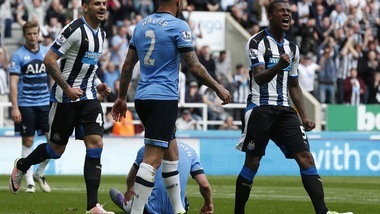 Calciomercato: «Liverpool, Tottenham ed Everton su Wijnaldum»