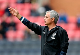 Premier, Mou contro Guardiola: sfida a tutta quota