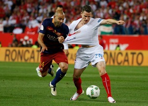 Il Siviglia avverte il Barcellona: «Gameiro costa 40 milioni di euro»