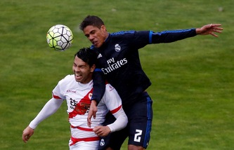 Calciomercato: «Varane rifiuta la corte dello United»