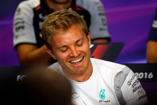 F1 Mercedes, Rosberg: « Vivo una gara alla volta»