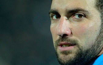 Higuain alla Juventus, i tifosi sognano. Ma c'è anche chi è critico