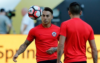 Calciomercato Siviglia: «Sampaoli vuole l'ex Napoli Edu Vargas»