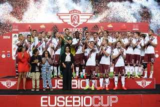 Benfica-Torino, i granata vincono ai rigori: magia Ljajic