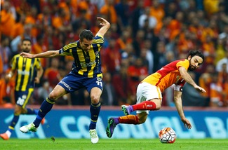 Calciomercato Fenerbahce: «Van Persie verso i Glasgow Rangers»